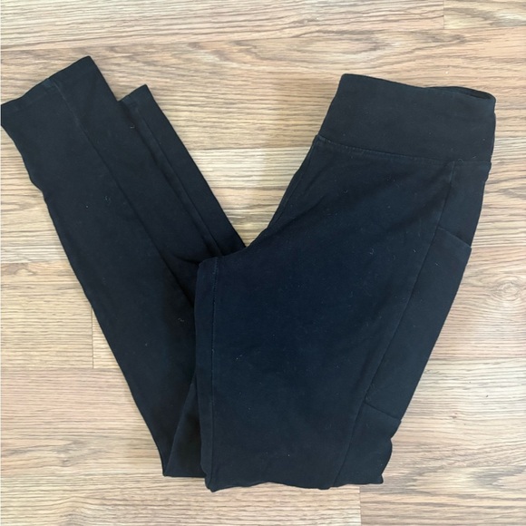 Old Navy, Gap and Target Kids Clothing Assortment - Red, Pink, Black, White - Picture 12 of 16